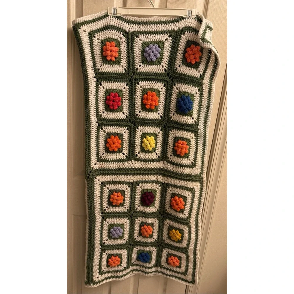 Vtg‎ Granny Square Crochet Afghan 3d Flowers Multicolor 48x48 Handmade Blanket
